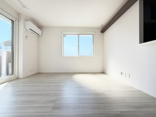 ステラヴィータ A棟の居間・リビング