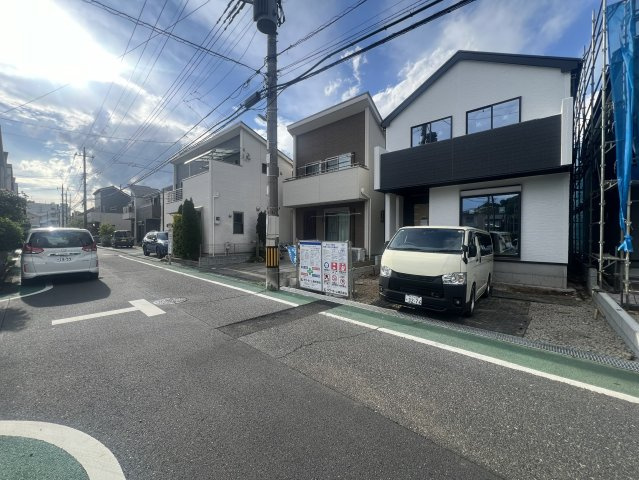 日野市落川9期の前面道路含む現地写真