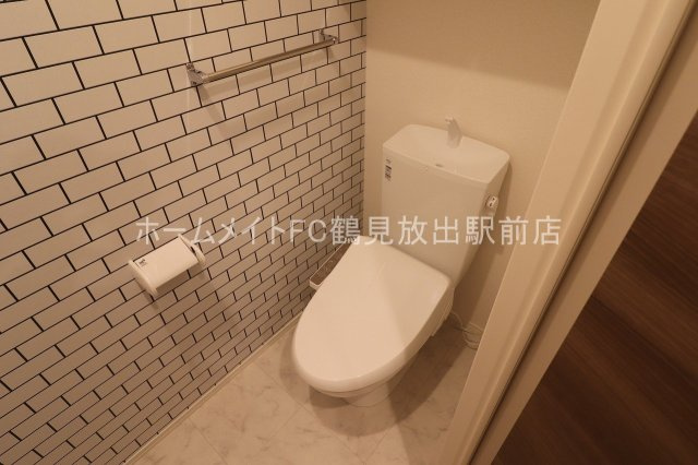 大阪市鶴見区放出東１丁目のアパートのトイレ