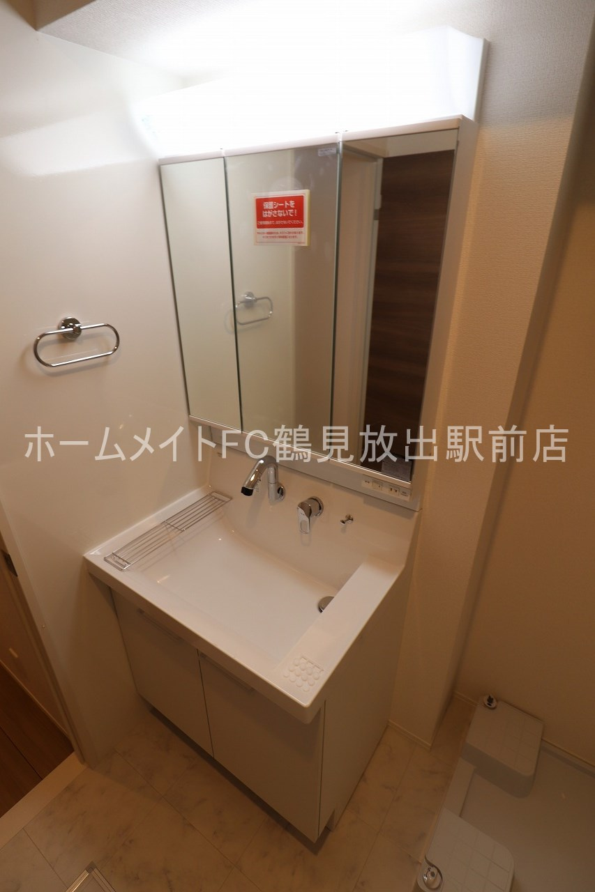 大阪市鶴見区放出東１丁目のアパートの独立洗面台