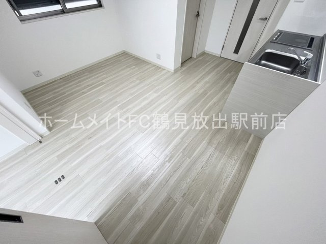 大阪市鶴見区横堤２丁目のアパートの居間・リビング