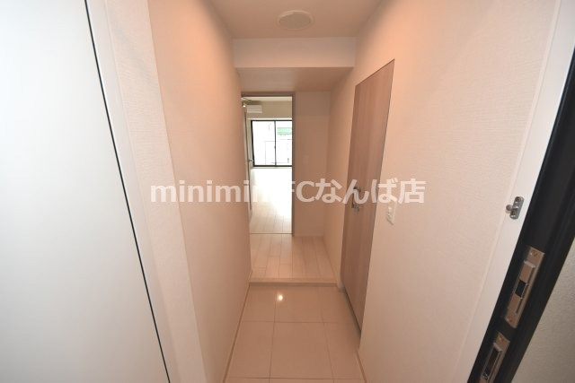 プレディアコート本町の玄関