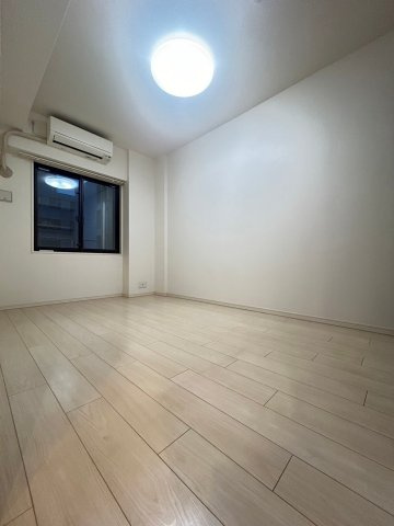 ワコーレKOBE元町通の居間・リビング