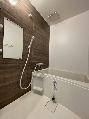 NET-K片山町の浴室