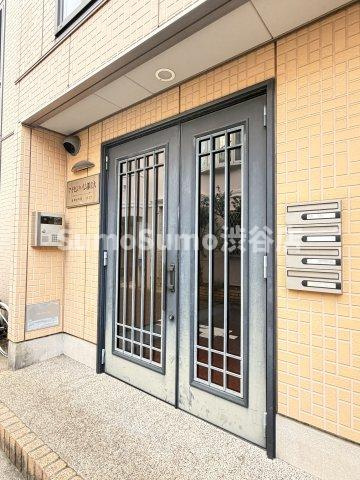 マイセンハイム都立大のエントランス|ゆとりのあるエントランスです