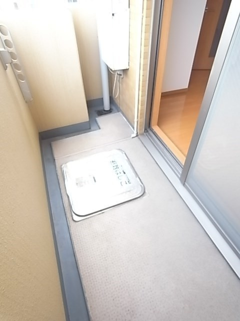 エステムコート神戸県庁前Ⅲフィエルテのバルコニー