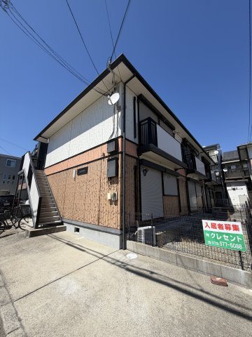 ビーラインミフネ1号館の外観