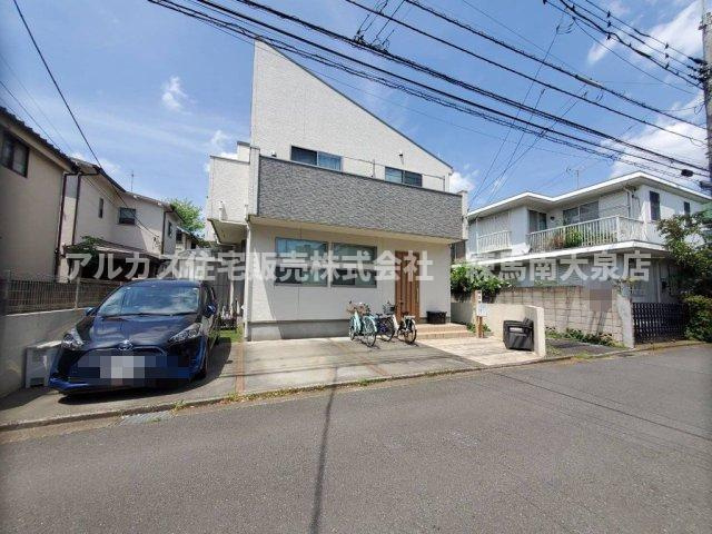 武蔵野市関前1丁目　中古一戸建　中央線　三鷹の前面道路含む現地写真