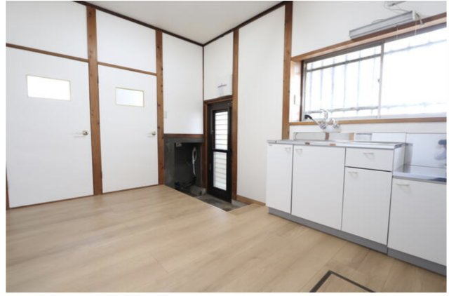 【居間・リビング】 | 深谷市天神町　中古戸建