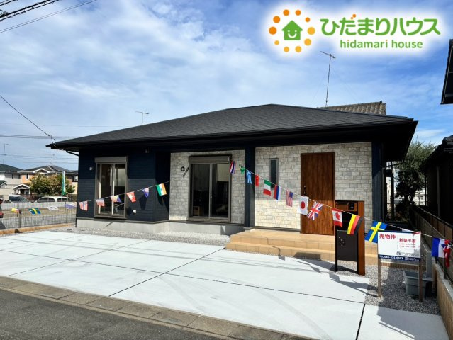 深谷市緑ヶ丘　新築一戸建て　ブルーミングガーデン　01