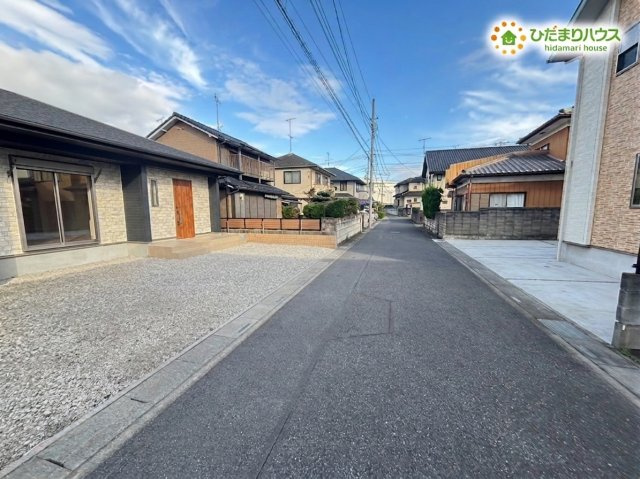 深谷市緑ヶ丘　新築一戸建て　ブルーミングガーデン　01の駐車場