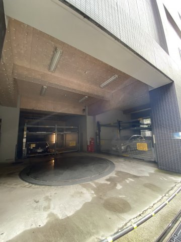 パークキューブ亀戸の駐車場