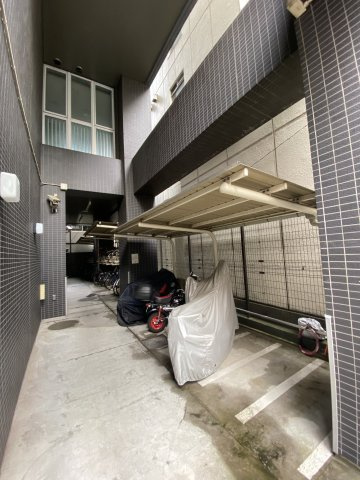 パークキューブ亀戸の駐車場