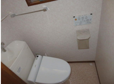 垂水区西舞子2丁目貸家のトイレ