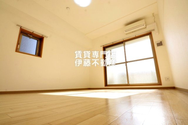 Proudearの洋室