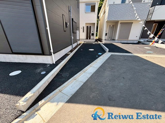 新築戸建　藤沢市城南2丁目の駐車場