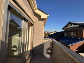 【バルコニー】 | Heartful-Town守山区川村町全１棟【仲介手数料無料　白沢小　守山北中】 | 今すぐのご案内可能です！→  0120-336-922　までお気軽にお問い合わせください。