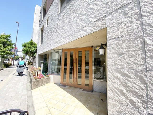 荒川区西日暮里３丁目の賃貸マンションのエントランス|エントランスです☆
