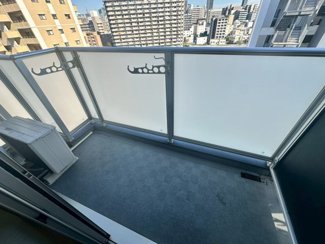 アール大阪グランデのバルコニー