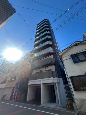 アール大阪グランデの外観