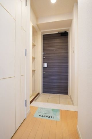 メインステージ恵比寿東の玄関