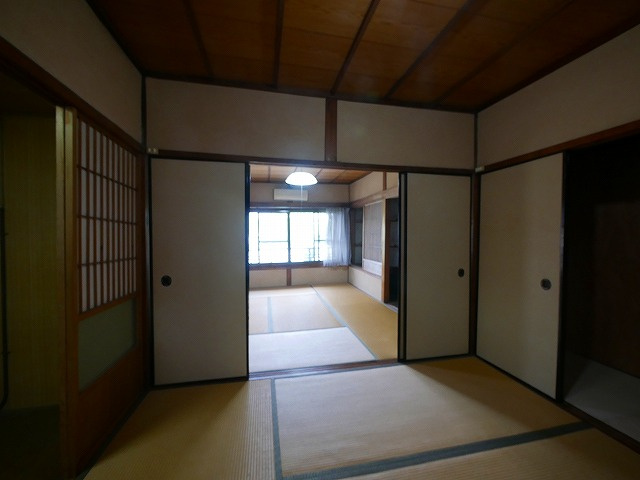 東之阪町戸建の和室