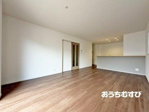 小牧市藤島第3(全2棟)の居間・リビング