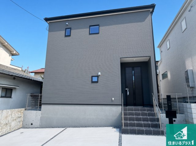 ♦堺市南区赤坂台　第10期　新築一戸建ての外観|お客様に長く安心して住んでいだだける事にこだわった家づくり！住んでからのアフターサービスにもしっかりと取り組んでいます！
