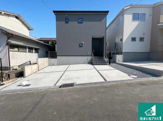 ♦堺市南区赤坂台　第10期　新築一戸建ての外観|安心の10年保証！外観を美しく保ち、雨水で汚れを落とします！気になることがありましたら、お気軽にお問い合わせください！