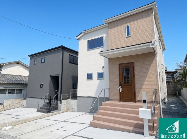 ♦堺市南区赤坂台　第10期　新築一戸建ての外観|安心の10年保証！外観を美しく保ち、雨水で汚れを落とします！気になることがありましたら、お気軽にお問い合わせください！