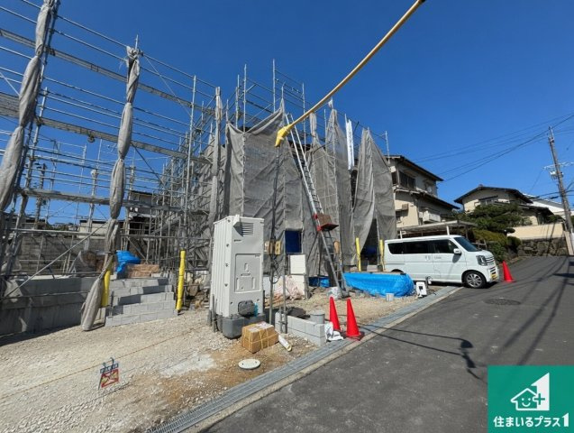 堺市南区赤坂台　第10期　新築一戸建ての前面道路含む現地写真|周辺は落ち着いた街並みの住宅地！子育てがしやすい住環境です！まだ未完成ですが、現地でしかわからない事もございます。是非一度ご覧ください。