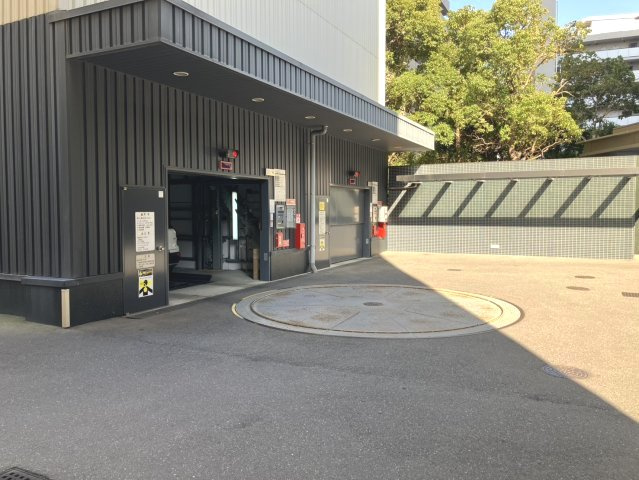 シティタワー大阪福島の駐車場