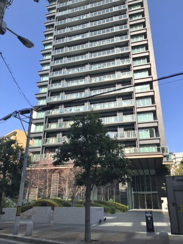 シティタワー大阪福島の外観