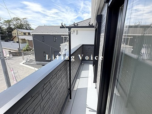 【仲介手数料０円】藤沢市城南第6 1期　新築一戸建て 全7棟のバルコニー|藤沢市城南第6 1期　新築一戸建て 全7棟