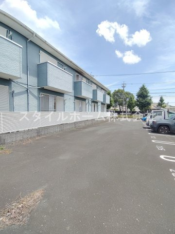 牛川通ウラヤマハイツの駐車場|駐車場完備です