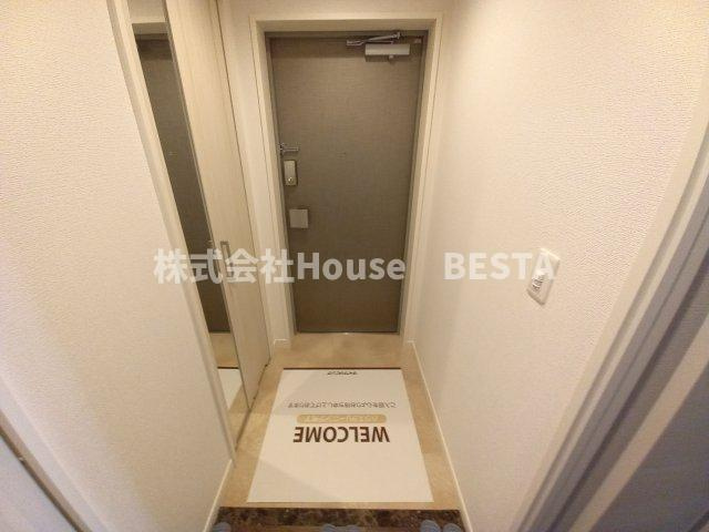 神戸Harborside 萬利Residenceの玄関