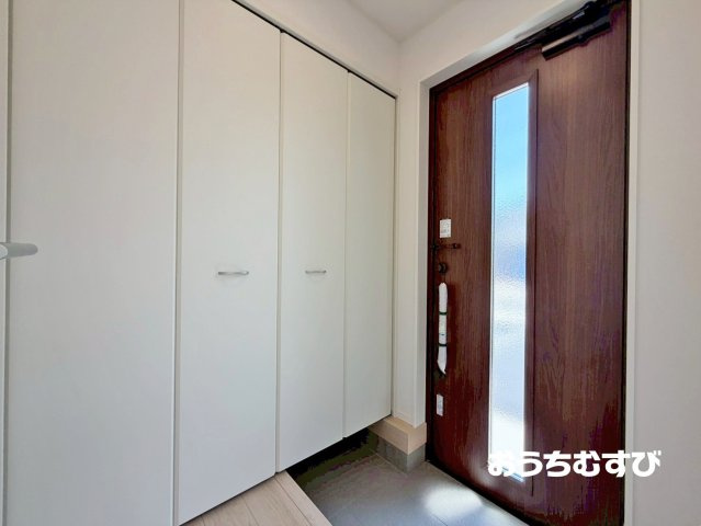 春日井市如意申町第2(全5棟)の玄関
