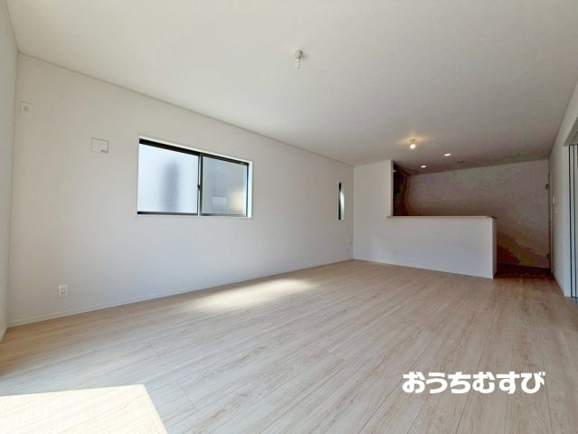 春日井市如意申町第2(全5棟)の居間・リビング