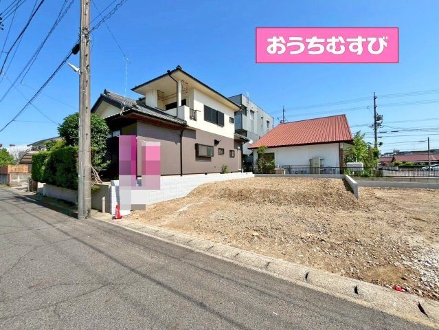 小牧市中央第4(全2棟)の前面道路含む現地写真