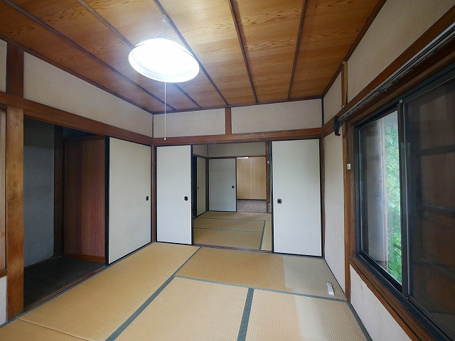 東之阪町戸建の和室