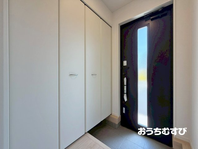 春日井市如意申町第2(全5棟)の玄関