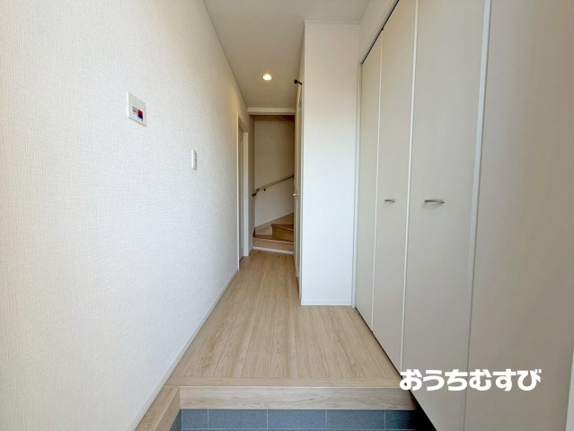 春日井市如意申町第2(全5棟)の玄関