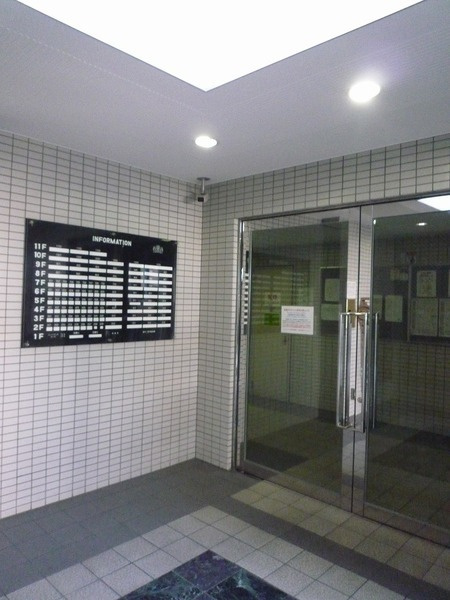 ホーユウパレス吉野町のエントランス