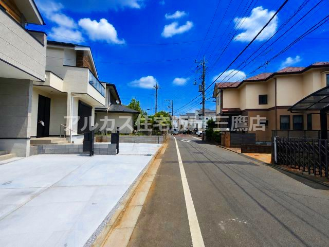小金井市貫井南町3丁目 中央線 武蔵小金井駅 新築戸建の前面道路含む現地写真