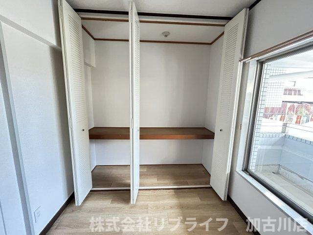 グレース蓮池の収納|13号室参照