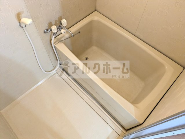 パラツィーナ玉手の浴室|現況と異なる場合、現況優先