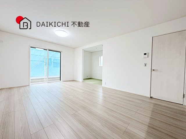 【居間・リビング】 | 久喜市西　新築戸建　全28棟　28号棟