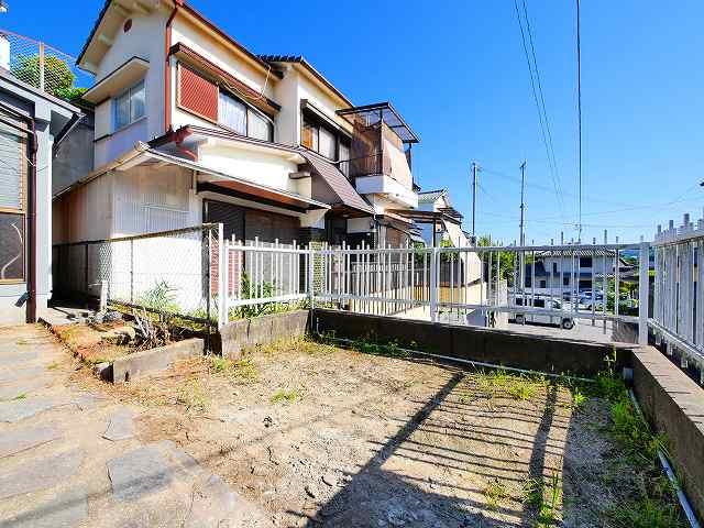 小明町戸建の庭