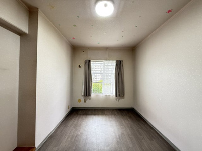 【洋室】 | リバーサイドともぶち第一住宅