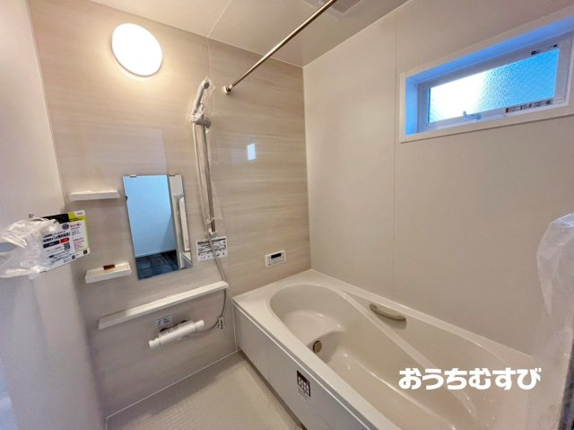 小牧市中央第3(全4棟)の浴室